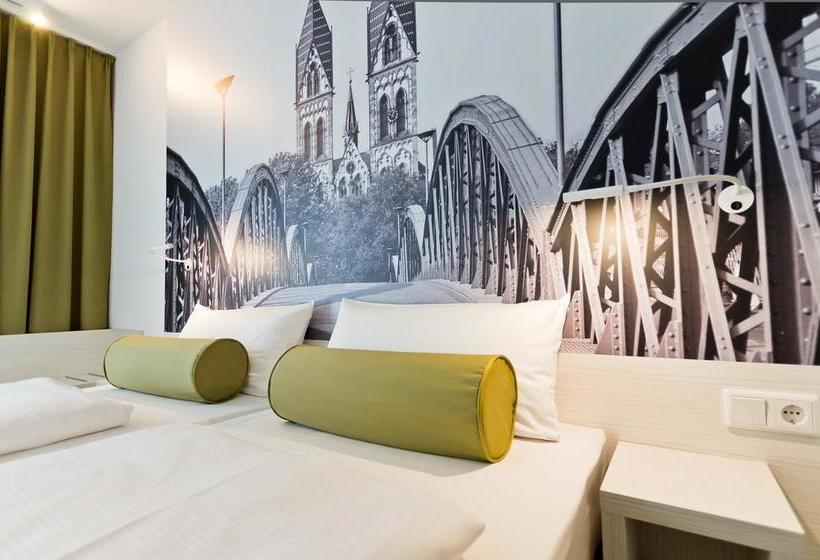 Hotel Super 8 Freiburg 2