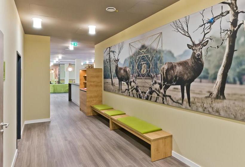 Hotel Super 8 Freiburg 20