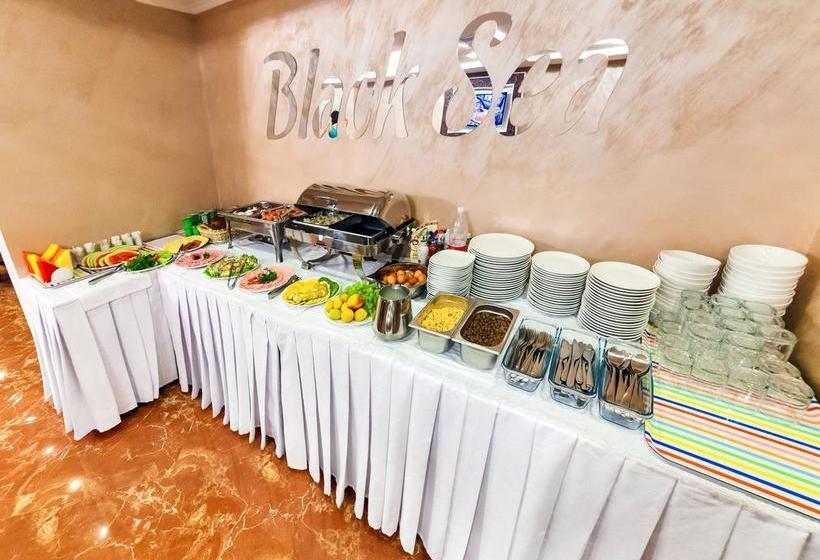 Hotel Black Sea 18
