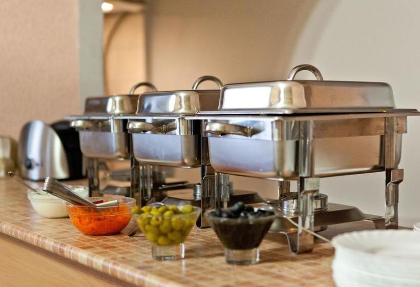 Hotel Domik V Samare