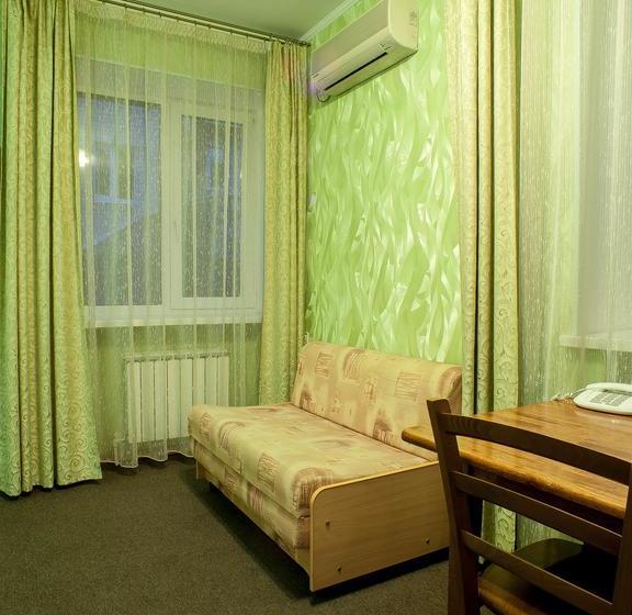 Hotel Domik V Samare 18