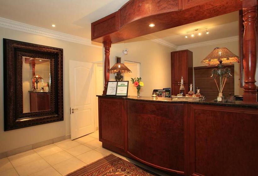 Hotel Cinnamon Botique 10