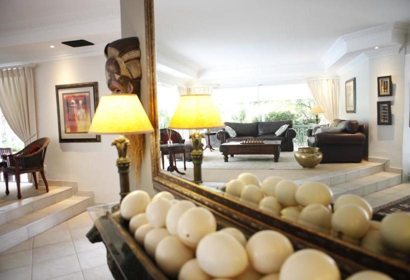 Hotel Cinnamon Botique 11