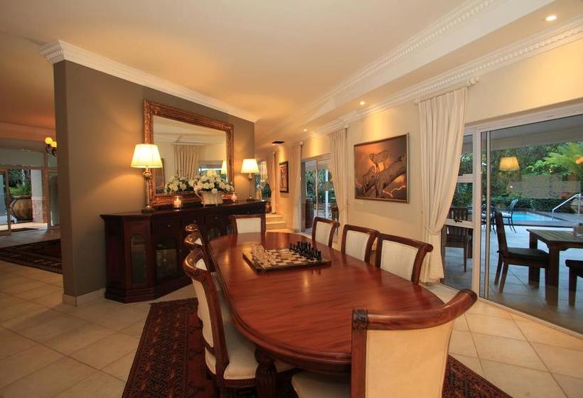 Hotel Cinnamon Botique 12