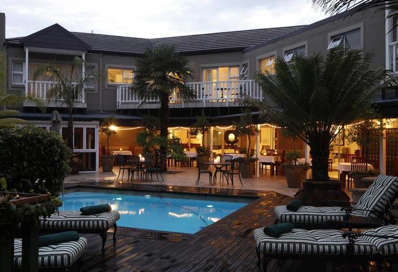 Hotel Cinnamon Botique 5