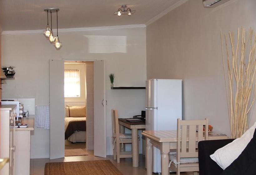 Hotel Treetops Guesthouse 4