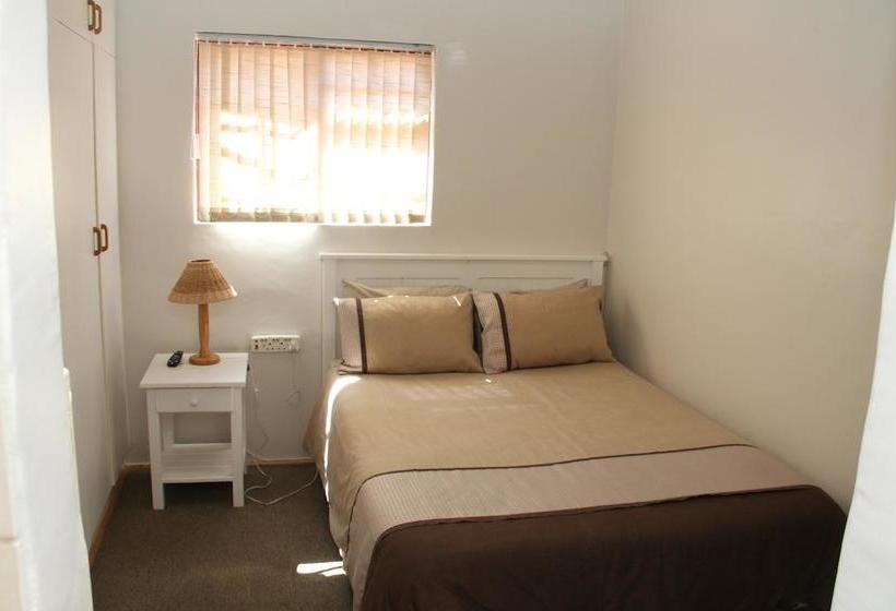 Hotel Treetops Guesthouse 5