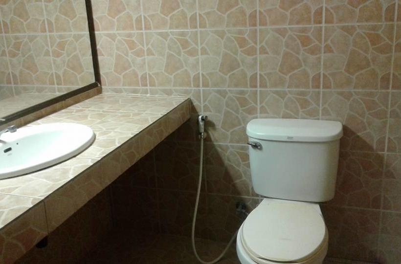 Hotel Kao Hua Jook Y&o Village 16