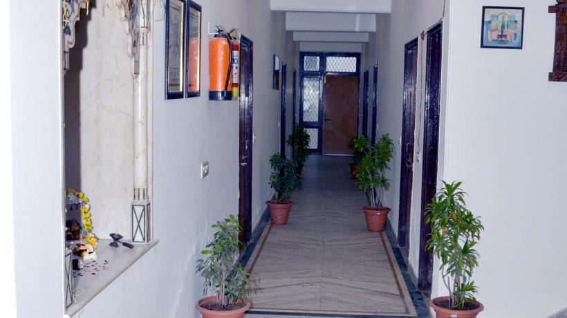 Hotel Optimum Sheela Inn @ Taj 11