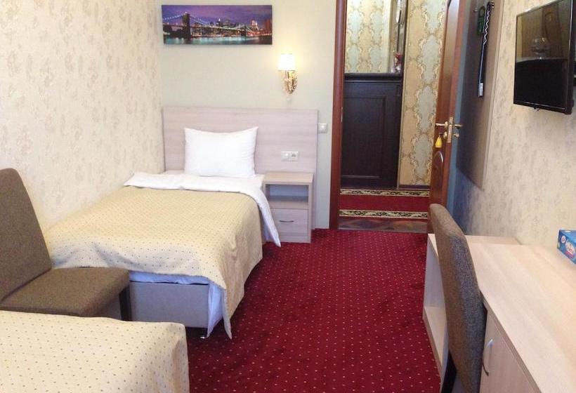 Hotel Golden House 18