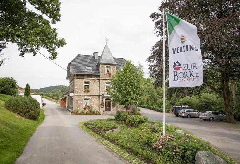 Hotel Zur Borke 4