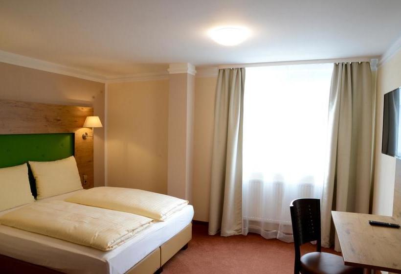 Hotel Günzburg City Garni 14