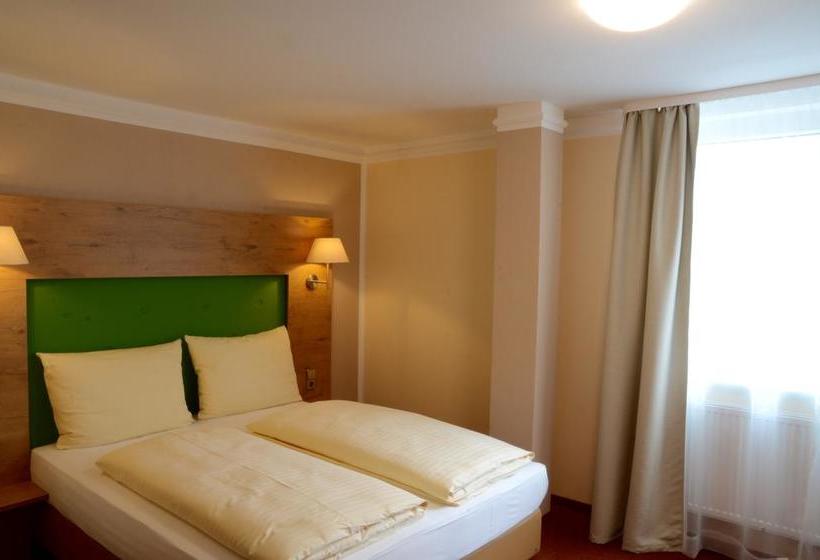 Hotel Günzburg City Garni 8