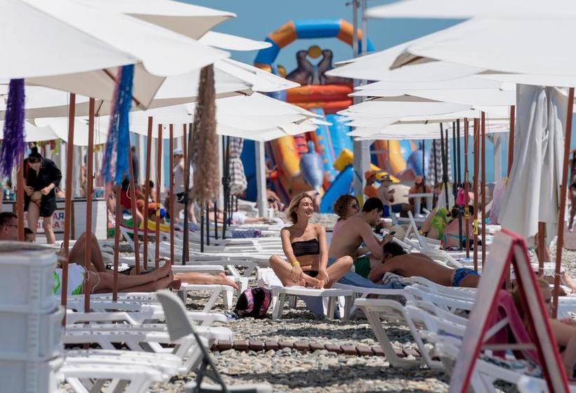 Hotel Barkhatnye Sezony Russky Dom Resort 12