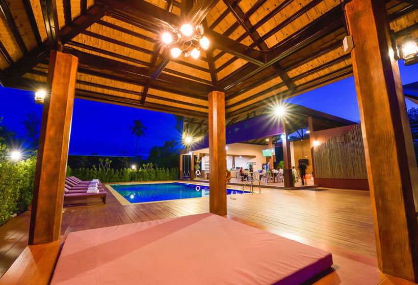 Sirin Samui Hostel 13