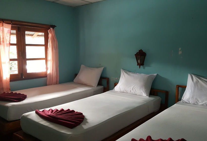 Hotel Golden Hill Bungalows 10