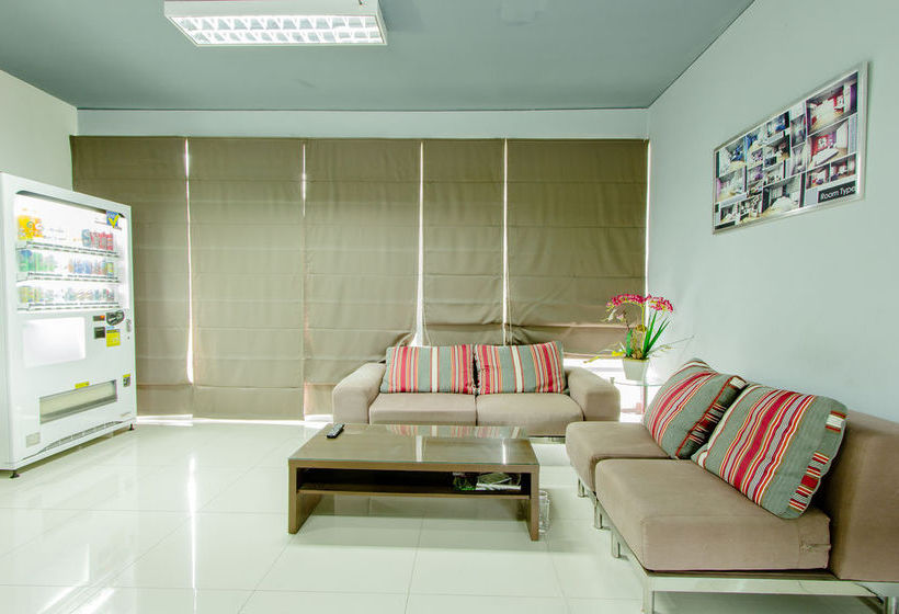 Big Tree Residence 16