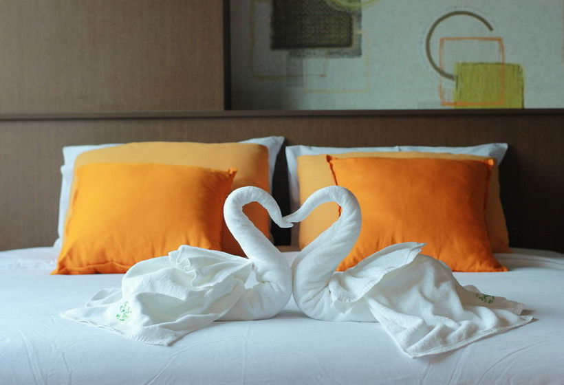 Big Tree Residence 5