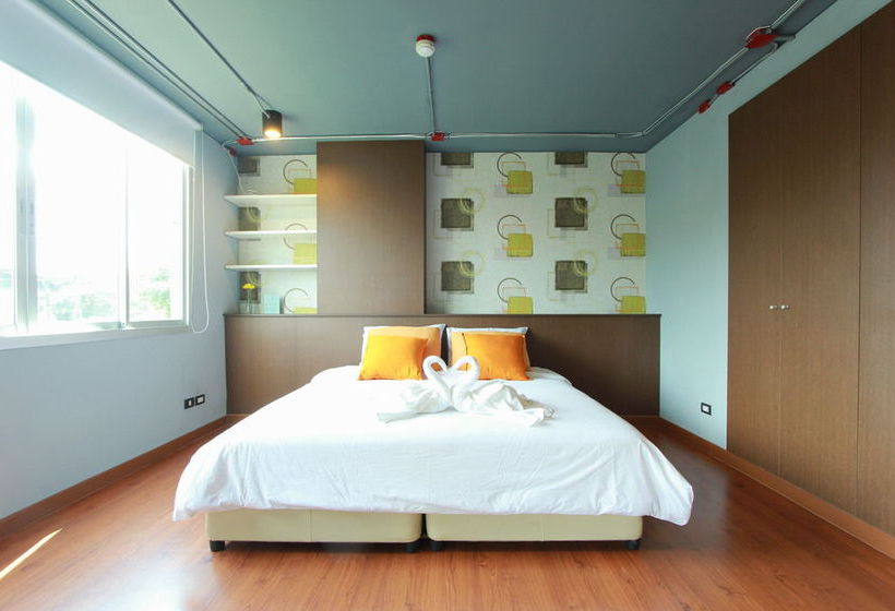 Big Tree Residence 6