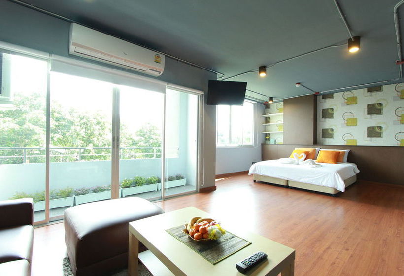 Big Tree Residence 8