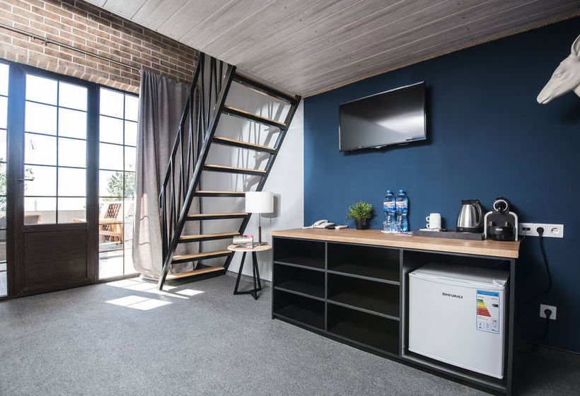 Resort Beton Brut 18