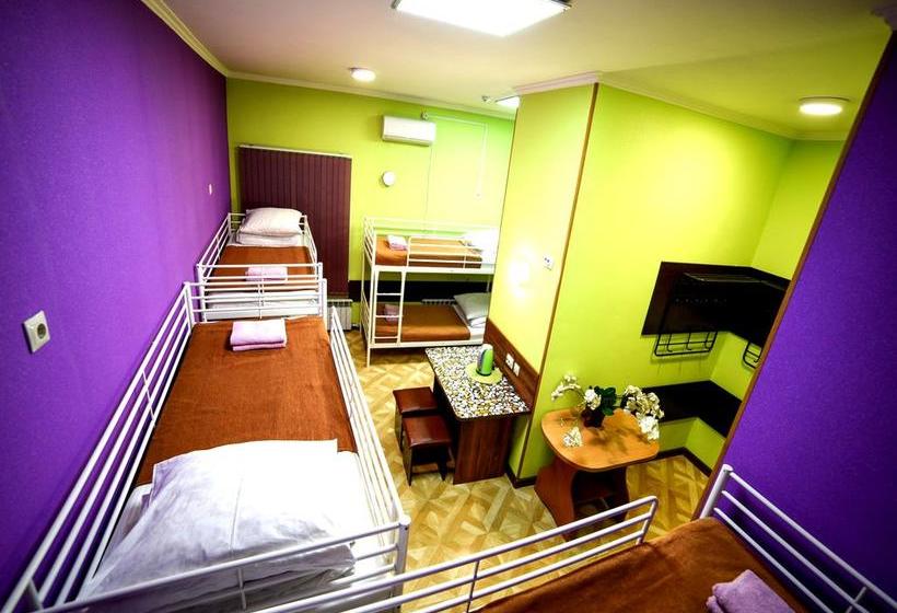 Hostel Khutorok 4