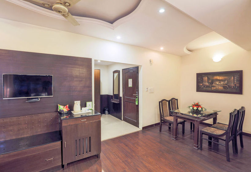 Hotel Treebo Grand Legacy 11