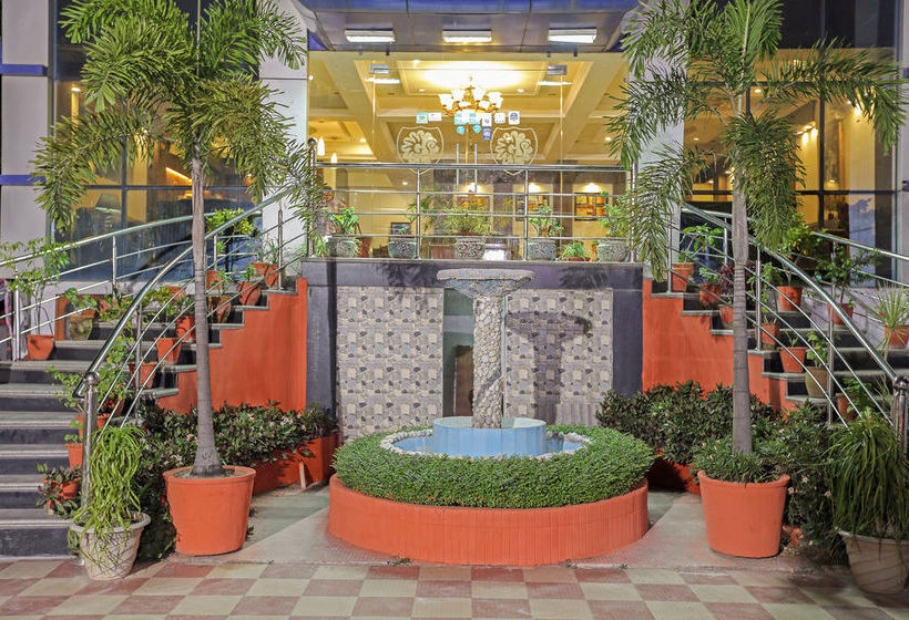 Hotel Treebo Grand Legacy 9