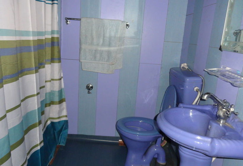 Pensión Kharpalace Group Of House Boat Srinagar Jammu y Cachemira