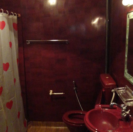 Pension Kharpalace Group Of House Boat 8