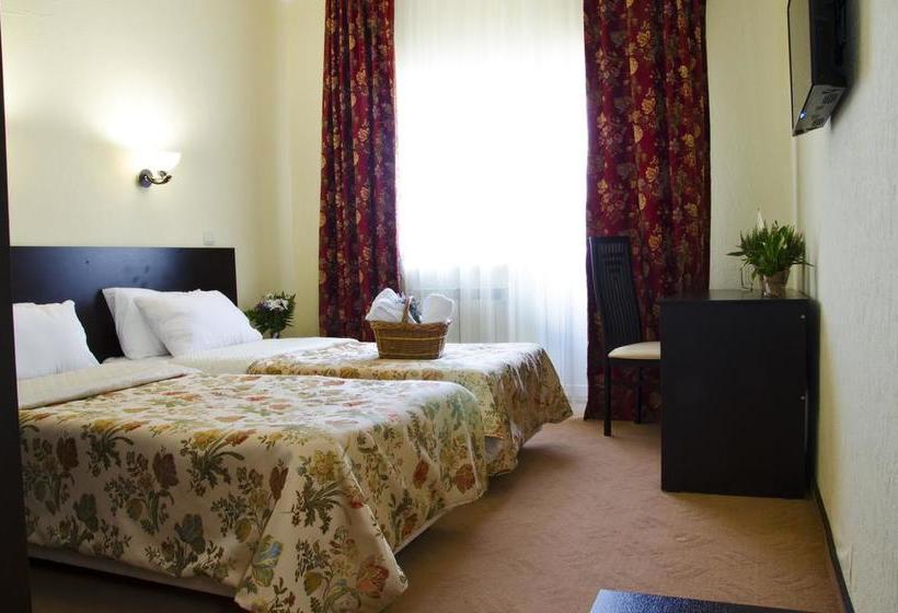 Hotel Snezhniy Bars Cheget 12