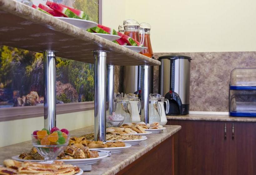 Hotel Snezhniy Bars Cheget 15