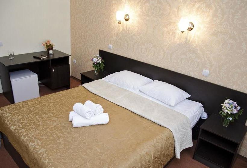 Hotel Snezhniy Bars Cheget 20