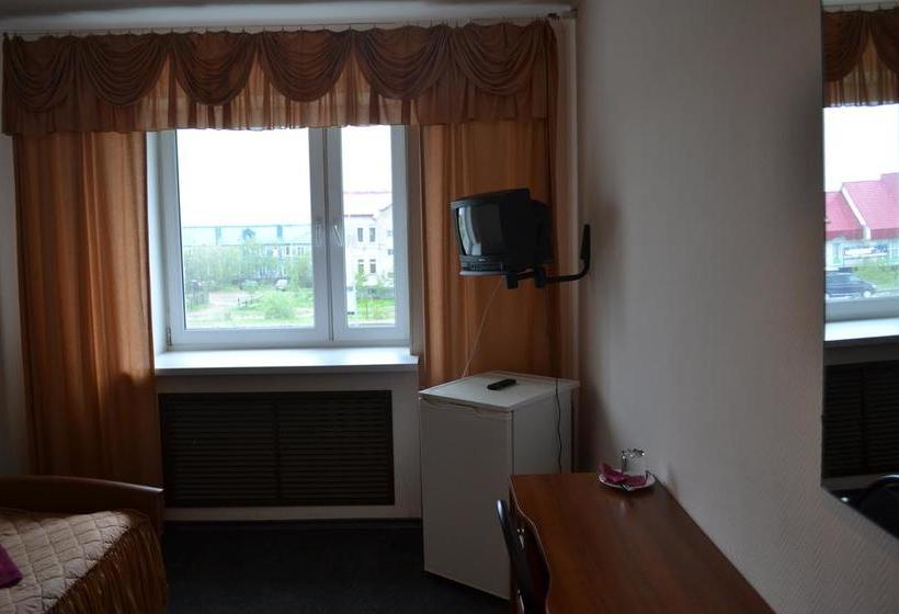 Hotel Pechora 10