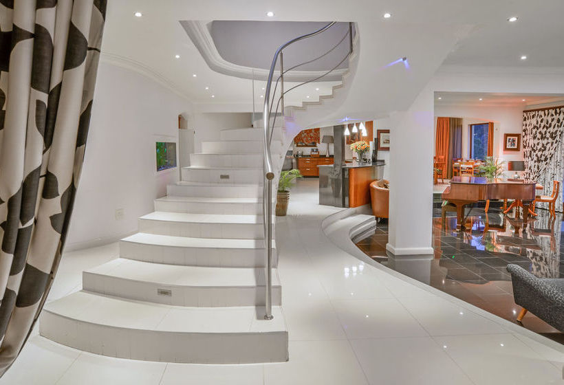 Pension Leaves Lodge & Spa B&b 10