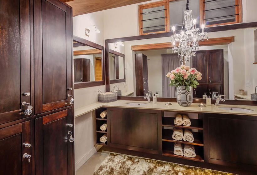 Pension Leaves Lodge & Spa B&b 18