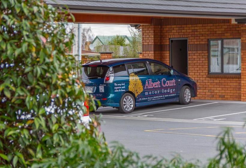 Hotel Albert Court Motor Lodge 18