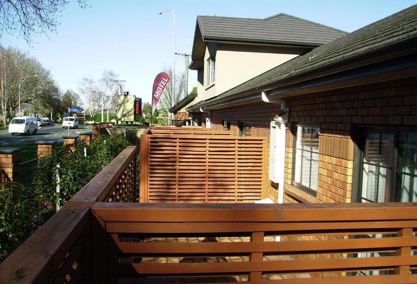 Hotel Albert Court Motor Lodge 4