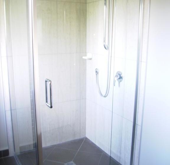 Hotel Albert Court Motor Lodge 8