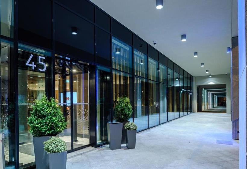 Hotel Holiday Inn Express Berlin - Alexanderplatz 2