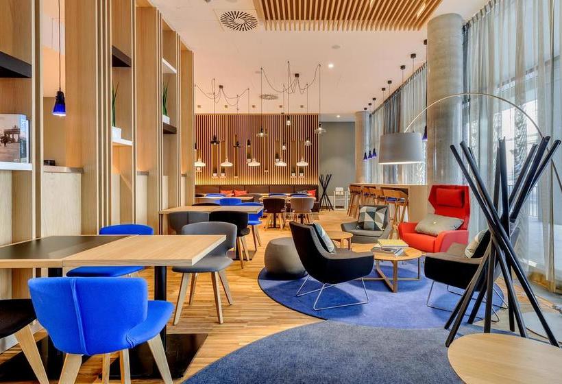 Hotel Holiday Inn Express Berlin - Alexanderplatz 5