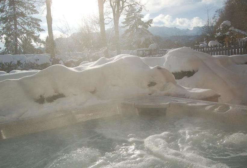 Hotel Landhaus Benediktenhof 9