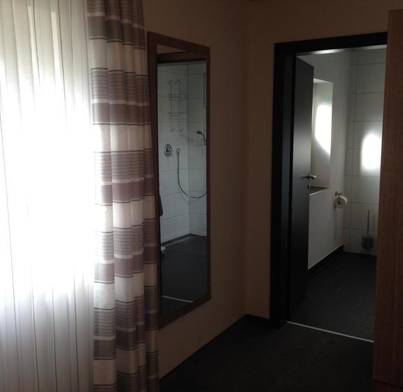 Tankbar S Hotelchen 11