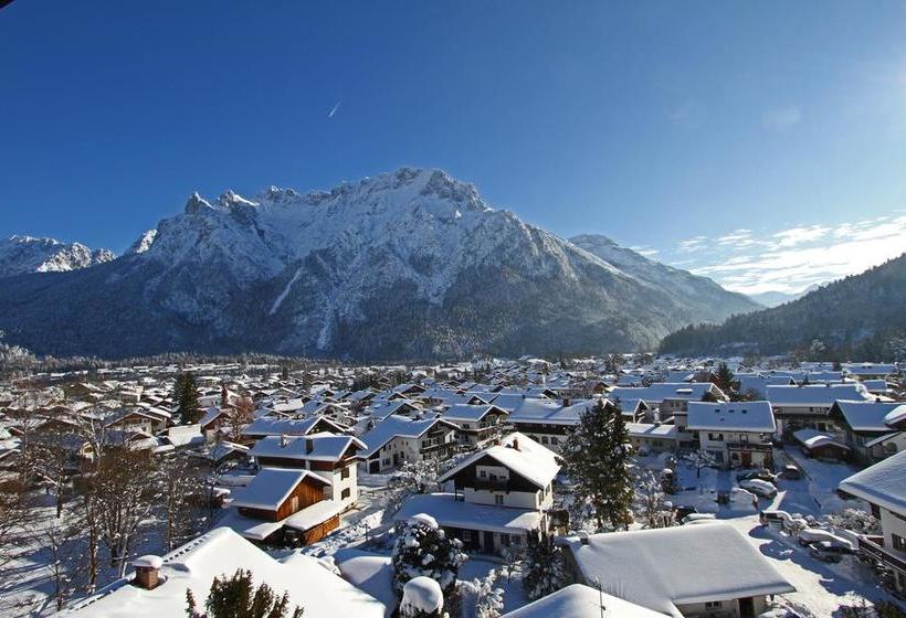 Hotel Landhaus Sonnenbichl Mittenwald 4
