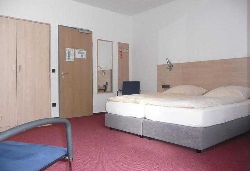 Hotel Haus Vom Guten Hirten 11