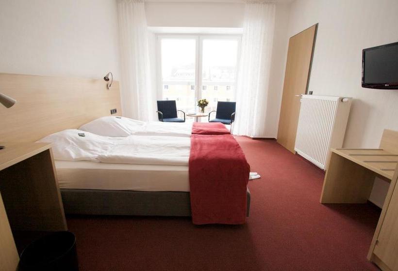 Hotel Haus Vom Guten Hirten 8