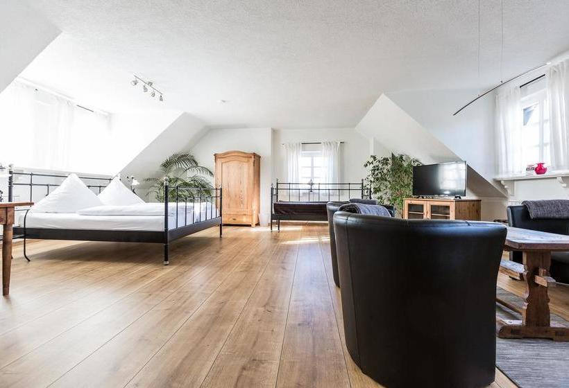 Hotel Restaurant Gasthof Peters Anno 1650 2