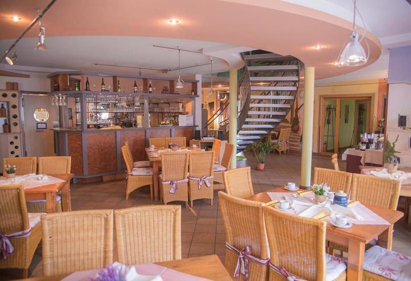 Hotel Gästeund Seminarhaus Uckerwelle 16