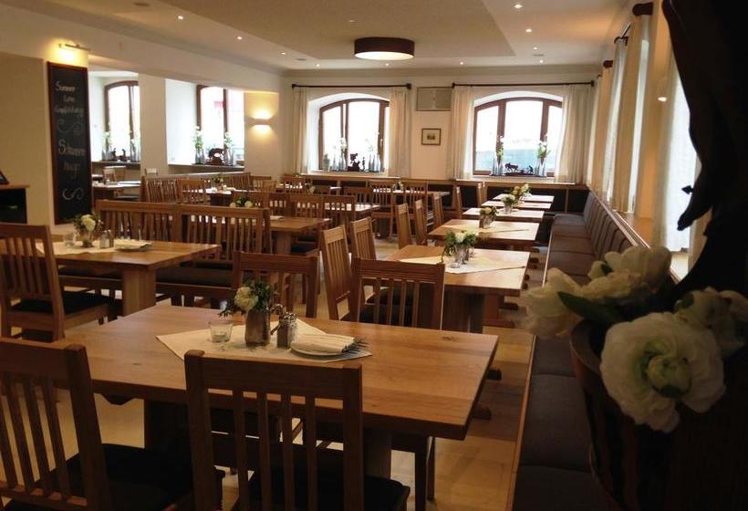 Hotel Gasthaus Schwan 11