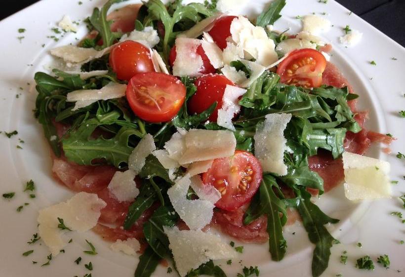 Hotel Gasthaus Schwan 8